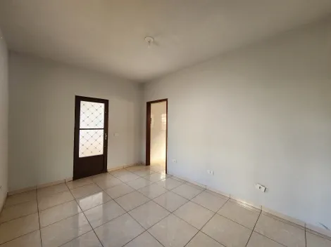 Alugar Casa / Padr&atilde;o em Guapia&ccedil;u R$ 1.200,00 - Foto 3