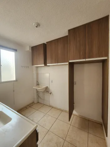 Alugar Apartamento / Padr&atilde;o em S&atilde;o Jos&eacute; do Rio Preto R$ 880,00 - Foto 3