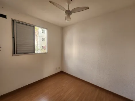 Alugar Apartamento / Padr&atilde;o em S&atilde;o Jos&eacute; do Rio Preto R$ 880,00 - Foto 5