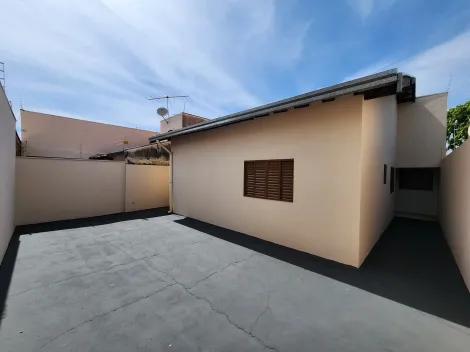 Alugar Casa / Padr&atilde;o em S&atilde;o Jos&eacute; do Rio Preto R$ 1.900,00 - Foto 14