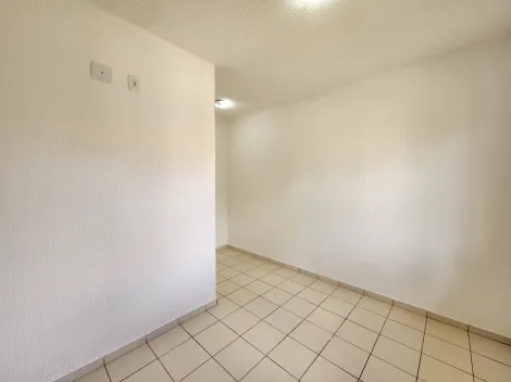 Alugar Casa / Condom&iacute;nio em S&atilde;o Jos&eacute; do Rio Preto R$ 1.100,00 - Foto 5