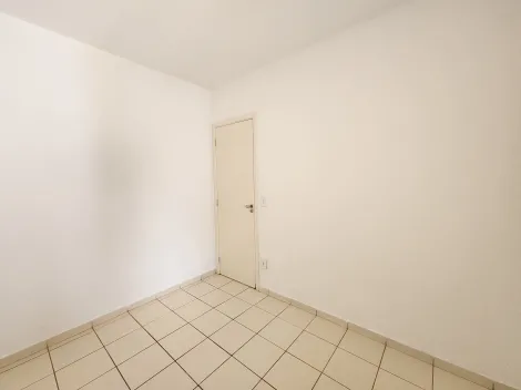 Alugar Casa / Condom&iacute;nio em S&atilde;o Jos&eacute; do Rio Preto R$ 1.100,00 - Foto 8