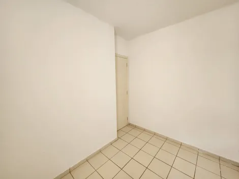 Alugar Casa / Condom&iacute;nio em S&atilde;o Jos&eacute; do Rio Preto R$ 1.100,00 - Foto 10