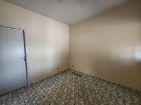 Alugar Casa / Padr&atilde;o em S&atilde;o Jos&eacute; do Rio Preto R$ 800,00 - Foto 2