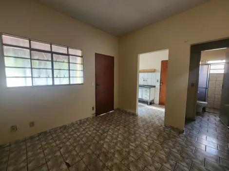 Alugar Casa / Padr&atilde;o em S&atilde;o Jos&eacute; do Rio Preto R$ 800,00 - Foto 3