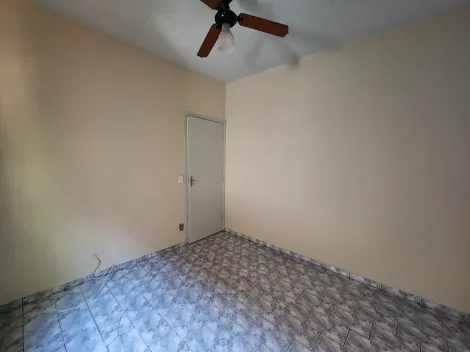 Alugar Casa / Padr&atilde;o em S&atilde;o Jos&eacute; do Rio Preto R$ 800,00 - Foto 7