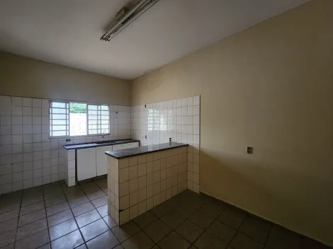 Alugar Casa / Padr&atilde;o em S&atilde;o Jos&eacute; do Rio Preto R$ 1.400,00 - Foto 3
