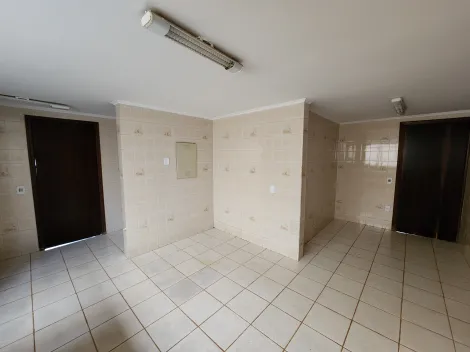 Alugar Casa / Padr&atilde;o em S&atilde;o Jos&eacute; do Rio Preto R$ 4.300,00 - Foto 9