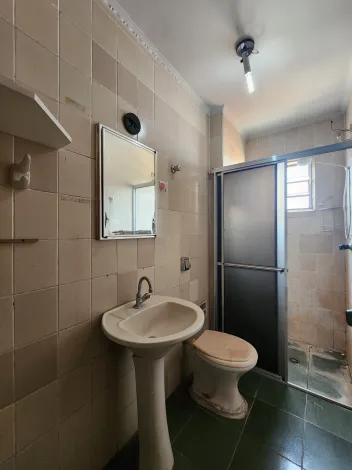 Alugar Apartamento / Padr&atilde;o em S&atilde;o Jos&eacute; do Rio Preto R$ 650,00 - Foto 9