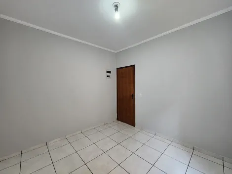Alugar Casa / Padr&atilde;o em S&atilde;o Jos&eacute; do Rio Preto R$ 1.500,00 - Foto 6