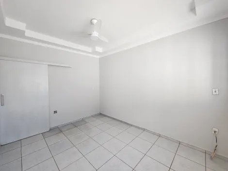 Alugar Casa / Padr&atilde;o em S&atilde;o Jos&eacute; do Rio Preto R$ 1.424,95 - Foto 2
