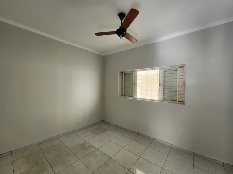 Alugar Casa / Padr&atilde;o em S&atilde;o Jos&eacute; do Rio Preto R$ 1.424,95 - Foto 4