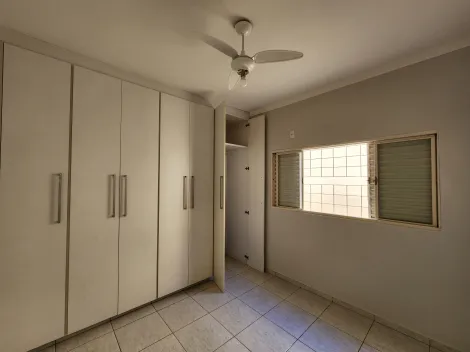 Alugar Casa / Padr&atilde;o em S&atilde;o Jos&eacute; do Rio Preto R$ 1.424,95 - Foto 9