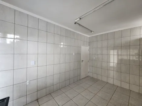 Alugar Casa / Padr&atilde;o em S&atilde;o Jos&eacute; do Rio Preto R$ 1.424,95 - Foto 12