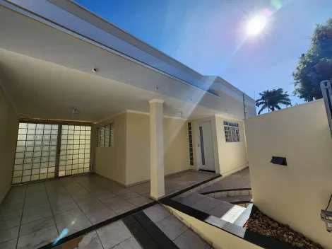 Alugar Casa / Padr&atilde;o em S&atilde;o Jos&eacute; do Rio Preto. apenas R$ 1.424,95