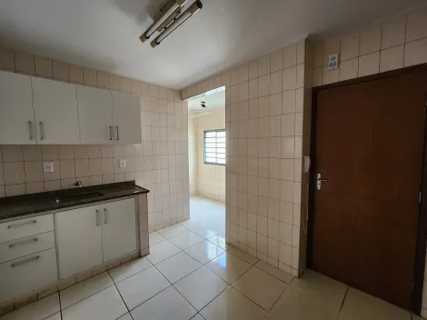 Alugar Apartamento / Padr&atilde;o em S&atilde;o Jos&eacute; do Rio Preto R$ 1.100,00 - Foto 3