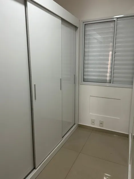 Alugar Casa / Condom&iacute;nio em S&atilde;o Jos&eacute; do Rio Preto R$ 3.000,00 - Foto 5