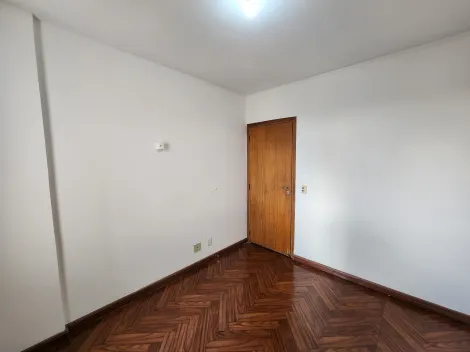 Alugar Apartamento / Padr&atilde;o em S&atilde;o Jos&eacute; do Rio Preto R$ 1.100,00 - Foto 15