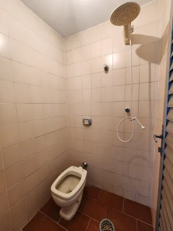 Alugar Apartamento / Padr&atilde;o em S&atilde;o Jos&eacute; do Rio Preto R$ 1.100,00 - Foto 17