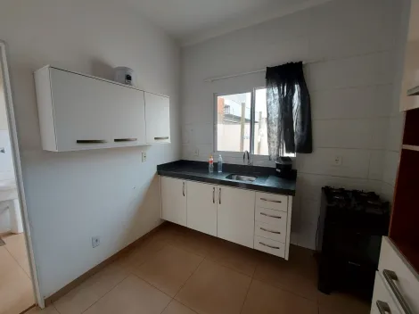 Alugar Casa / Padr&atilde;o em S&atilde;o Jos&eacute; do Rio Preto R$ 2.000,00 - Foto 4