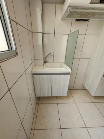 Alugar Apartamento / Padr&atilde;o em S&atilde;o Jos&eacute; do Rio Preto R$ 1.200,00 - Foto 3