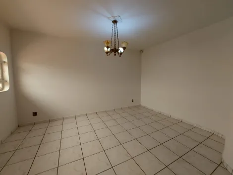 Alugar Casa / Padr&atilde;o em S&atilde;o Jos&eacute; do Rio Preto. apenas R$ 3.400,00