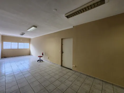 Alugar Comercial / Sala em S&atilde;o Jos&eacute; do Rio Preto. apenas R$ 1.300,00