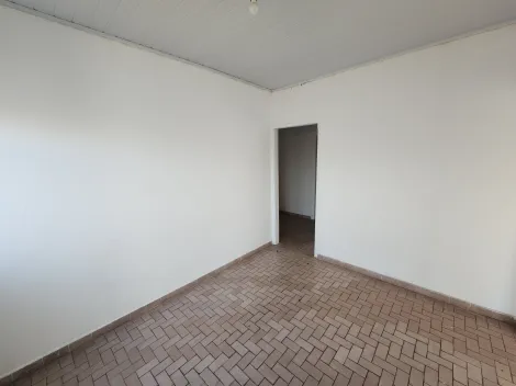 Alugar Casa / Padr&atilde;o em S&atilde;o Jos&eacute; do Rio Preto R$ 1.200,00 - Foto 2