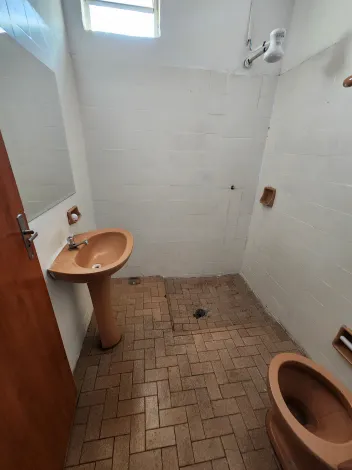 Alugar Casa / Padr&atilde;o em S&atilde;o Jos&eacute; do Rio Preto R$ 1.200,00 - Foto 6