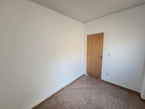 Alugar Casa / Padr&atilde;o em S&atilde;o Jos&eacute; do Rio Preto R$ 1.200,00 - Foto 12