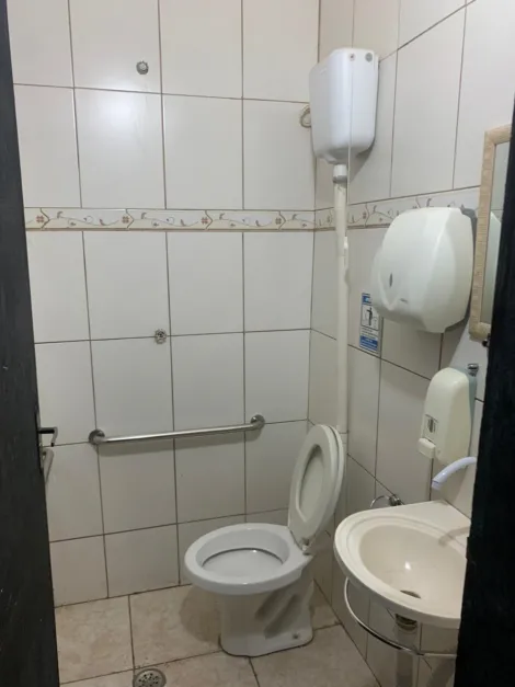 Alugar Comercial / Sal&atilde;o em S&atilde;o Jos&eacute; do Rio Preto R$ 1.100,00 - Foto 9