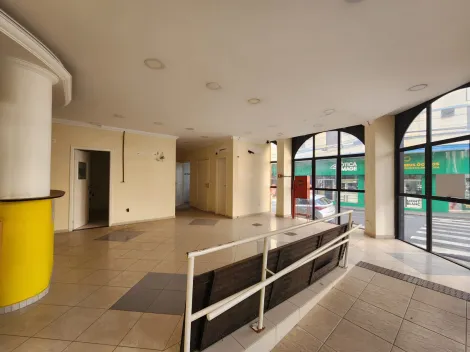 Alugar Comercial / Sal&atilde;o em S&atilde;o Jos&eacute; do Rio Preto R$ 8.000,00 - Foto 2