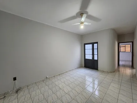 Alugar Casa / Padr&atilde;o em S&atilde;o Jos&eacute; do Rio Preto R$ 2.400,00 - Foto 4