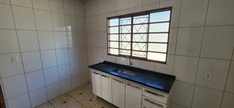 Alugar Casa / Padr&atilde;o em S&atilde;o Jos&eacute; do Rio Preto R$ 1.200,00 - Foto 2
