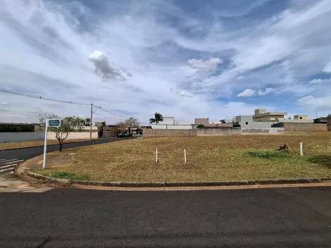 Alugar Terreno / Condom&iacute;nio em S&atilde;o Jos&eacute; do Rio Preto. apenas R$ 370.000,00