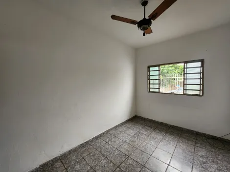 Alugar Casa / Padr&atilde;o em S&atilde;o Jos&eacute; do Rio Preto R$ 1.188,00 - Foto 2