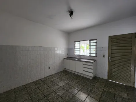 Alugar Casa / Padr&atilde;o em S&atilde;o Jos&eacute; do Rio Preto R$ 1.188,00 - Foto 4