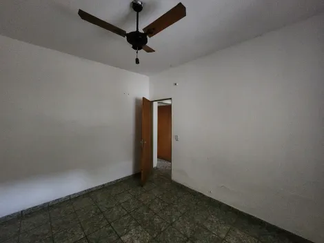 Alugar Casa / Padr&atilde;o em S&atilde;o Jos&eacute; do Rio Preto R$ 1.188,00 - Foto 9