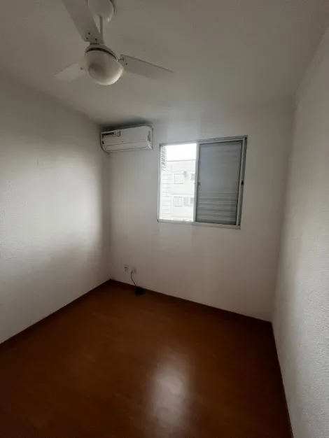 Alugar Apartamento / Padr&atilde;o em S&atilde;o Jos&eacute; do Rio Preto R$ 900,00 - Foto 8