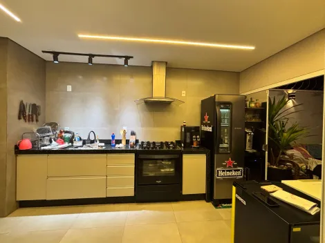 Comprar Casa / Padr&atilde;o em S&atilde;o Jos&eacute; do Rio Preto R$ 680.000,00 - Foto 4