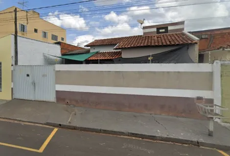Alugar Casa / Padr&atilde;o em S&atilde;o Jos&eacute; do Rio Preto. apenas R$ 240.000,00