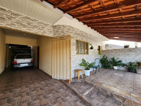 Alugar Casa / Padr&atilde;o em S&atilde;o Jos&eacute; do Rio Preto. apenas R$ 230.000,00