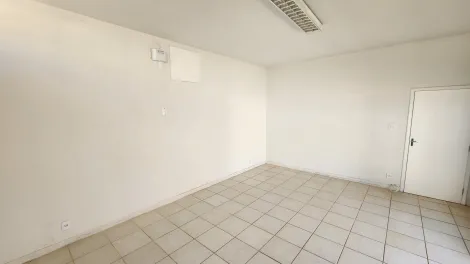 Alugar Comercial / Casa Comercial em S&atilde;o Jos&eacute; do Rio Preto. apenas R$ 3.700,00