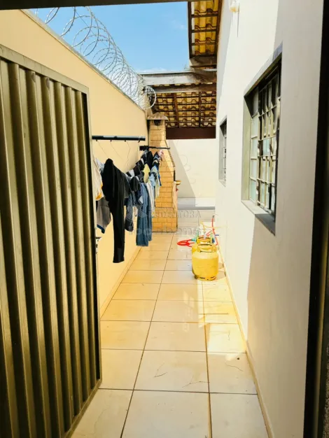 Comprar Casa / Padr&atilde;o em S&atilde;o Jos&eacute; do Rio Preto R$ 300.000,00 - Foto 7