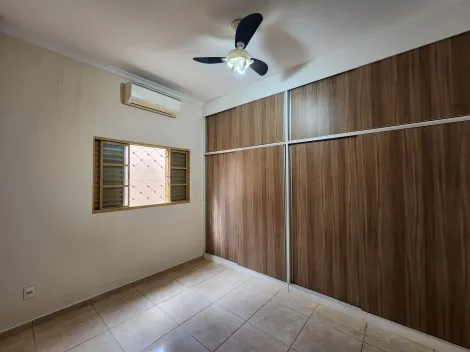 Alugar Casa / Padr&atilde;o em S&atilde;o Jos&eacute; do Rio Preto R$ 2.500,00 - Foto 10