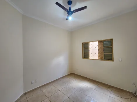 Alugar Casa / Padr&atilde;o em S&atilde;o Jos&eacute; do Rio Preto R$ 2.500,00 - Foto 13