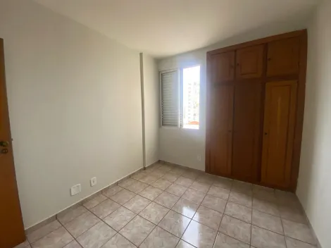 Alugar Apartamento / Padr&atilde;o em S&atilde;o Jos&eacute; do Rio Preto R$ 1.200,00 - Foto 3