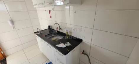 Alugar Apartamento / Padr&atilde;o em S&atilde;o Jos&eacute; do Rio Preto R$ 950,00 - Foto 5