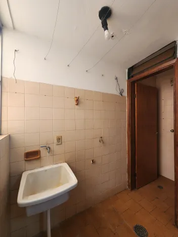 Alugar Apartamento / Padr&atilde;o em S&atilde;o Jos&eacute; do Rio Preto R$ 950,00 - Foto 13