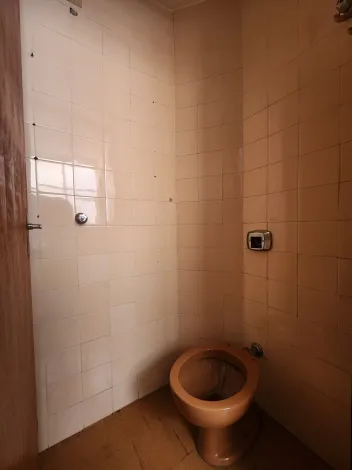 Alugar Apartamento / Padr&atilde;o em S&atilde;o Jos&eacute; do Rio Preto R$ 950,00 - Foto 14